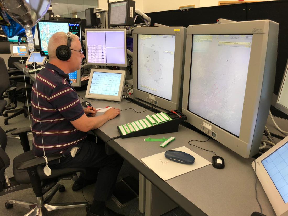 8039d927-de12-4c1e-8e56-055200b262ce